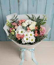 Букет цветов из:  Розы, Лизиантусы и Хризантемы в Нестерово