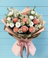 Букет цветов из:  Розы, Альстромерии и Лизиантусы #REPLACE_PRED# Нестерово