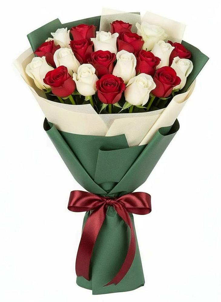 Букет Микс из красных и белых роз в Нестерово