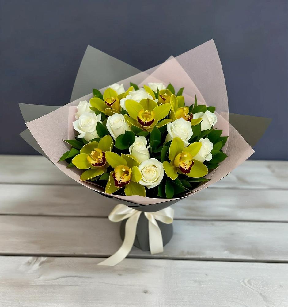 Букет цветов из: Орхидеи и Розы в Нестерово