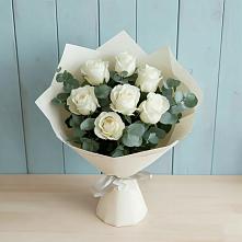 Букет Белые розы в Эвкалипте в Нестерово
